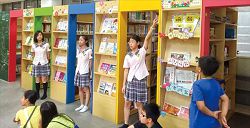 臺中市大墩國中圖書館是學校推動閱讀的重要場域。（童師薇提供）