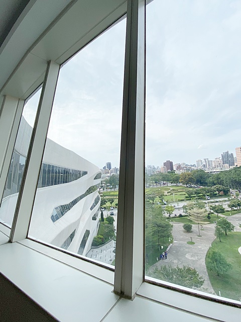 out side in設計概念,將戶外景觀視野完整引入室內,讓建築和自然合而為一 out side in設計概念,將戶外景觀視野完整引入室內,讓建築和自然合而為一